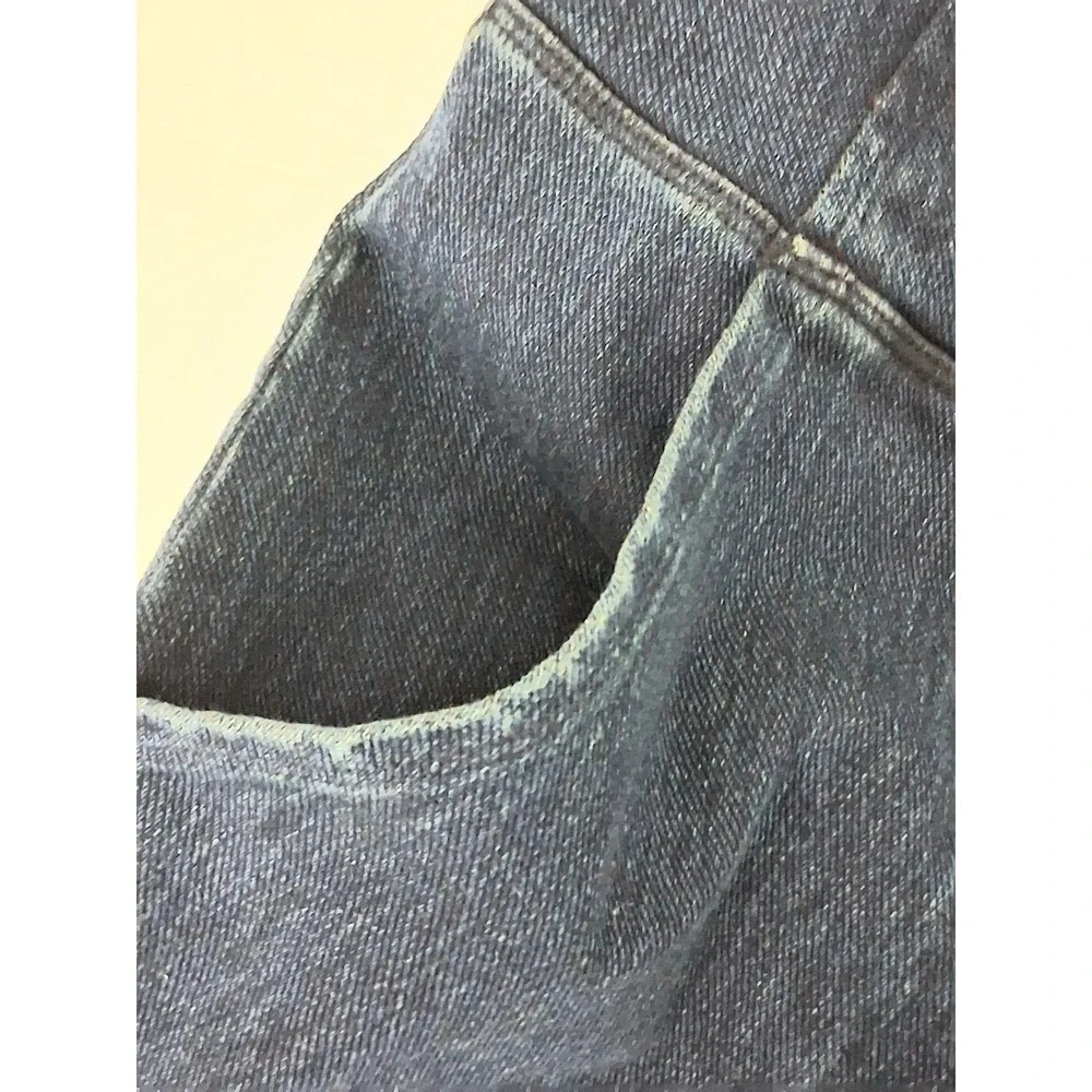 Women with Control Jeans Women's Size XL Blue Pull-on Slim Leg Split Hem Pockets